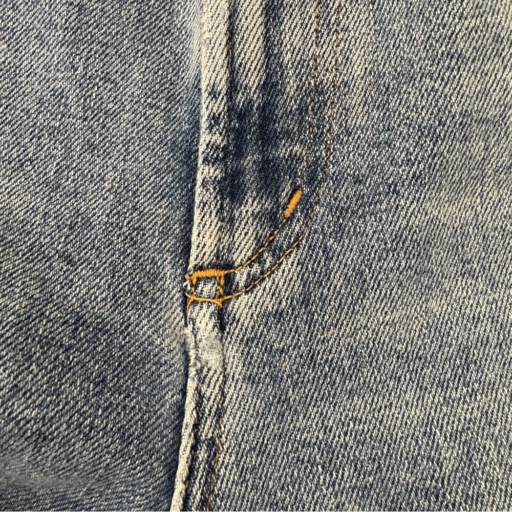 AGOLDE || Pinch Waist Jeans in Debut Blue Wash 24 - Picture 9 of 10